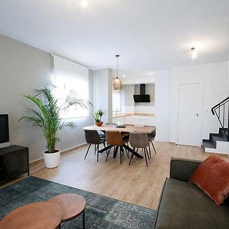 Lo Pagan Marina Center Apartment Bagian luar foto